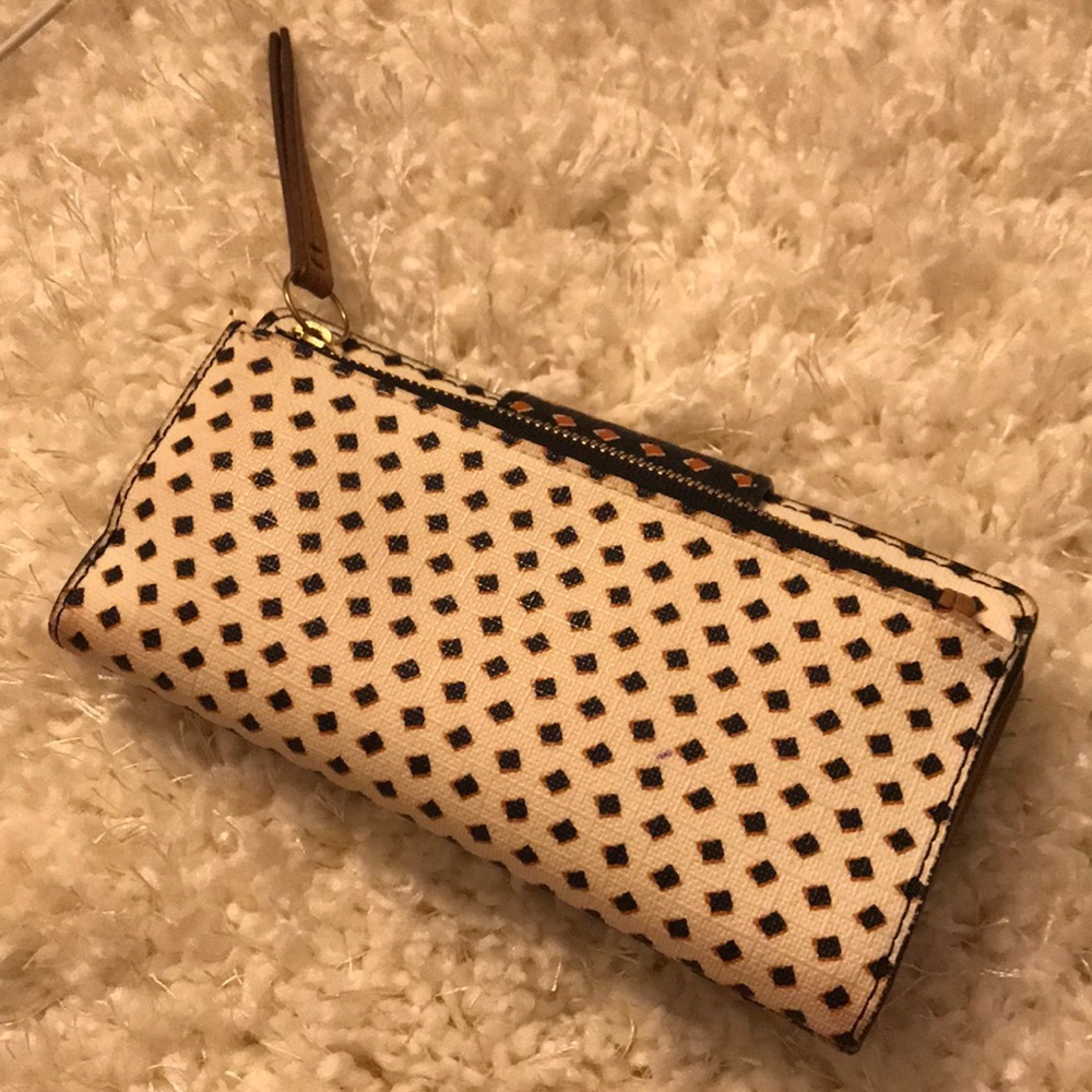 Fossil Wallet - Picture 2 of 4
